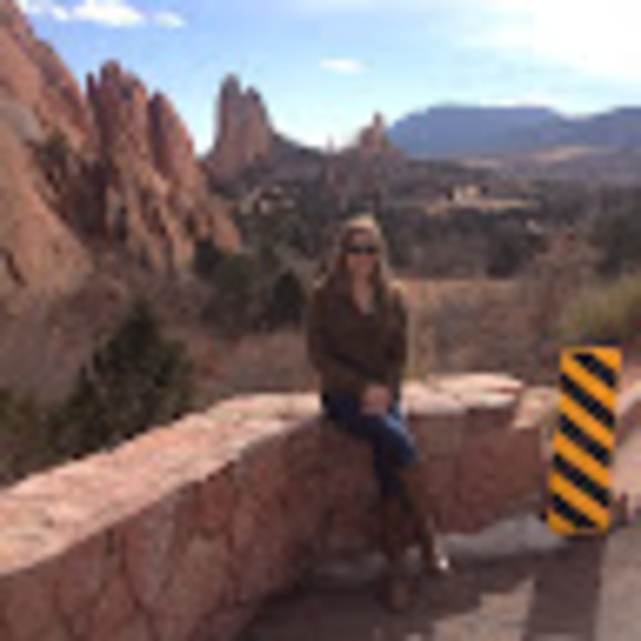 Meet your Posher, Megan - Picture 1 of 1